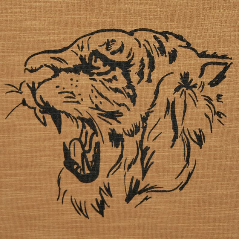 Sofie Schnoor, Sebastian genser tiger rust brown